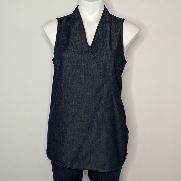 Toad & Co Wayfarer sleeveless blue faux denim v neck top M - Picture 1 of 8